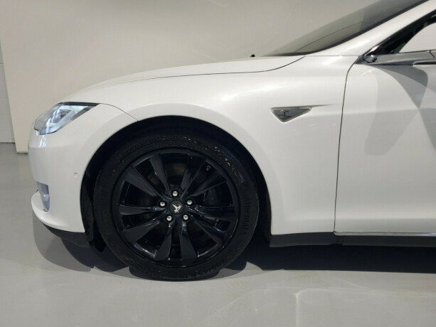 tesla-model-s-elektrisitet-2016-big-6