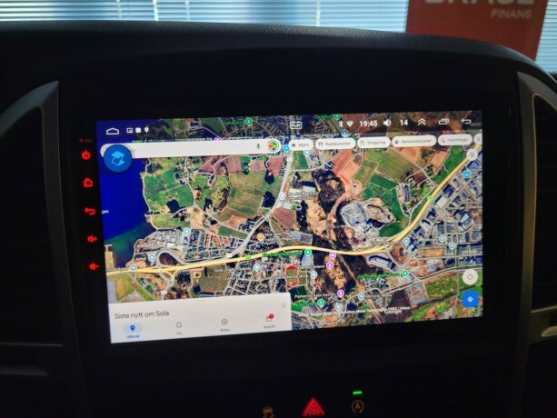 mercedes-benz-vito-diesel-2015-big-24