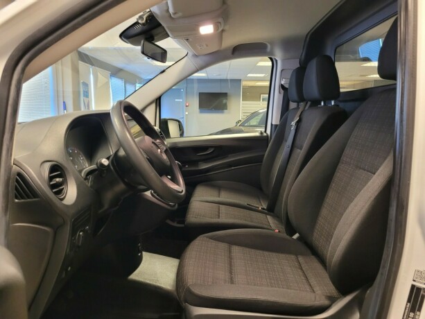 mercedes-benz-vito-diesel-2015-big-20