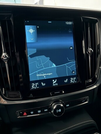 volvo-v90-elektrisitetbensin-2020-big-17