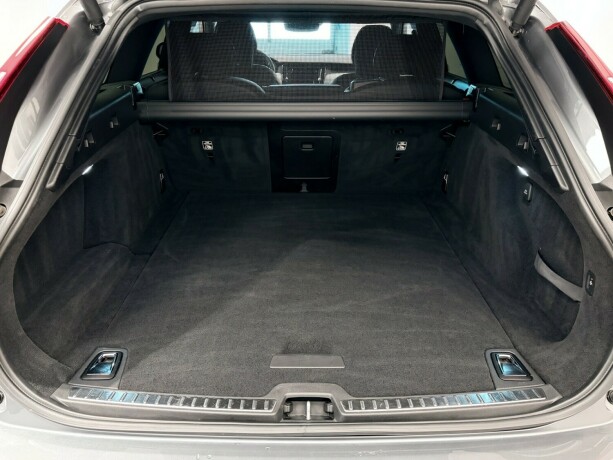 volvo-v90-elektrisitetbensin-2020-big-25