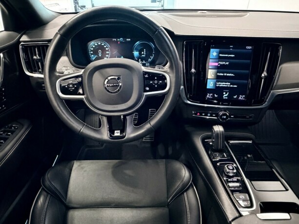 volvo-v90-elektrisitetbensin-2020-big-10