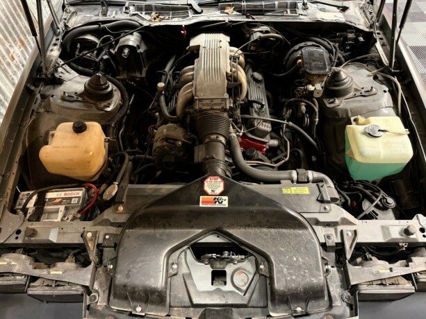 chevrolet-camaro-1985-big-39