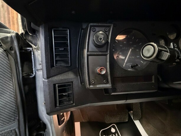 chevrolet-camaro-1985-big-26