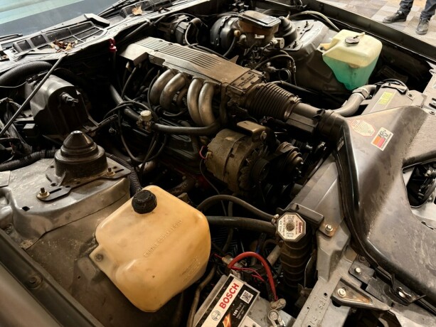 chevrolet-camaro-1985-big-42