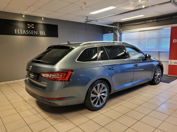 skoda-superb-diesel-2018-big-4