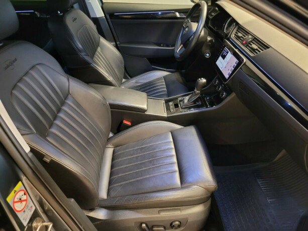 skoda-superb-diesel-2018-big-14