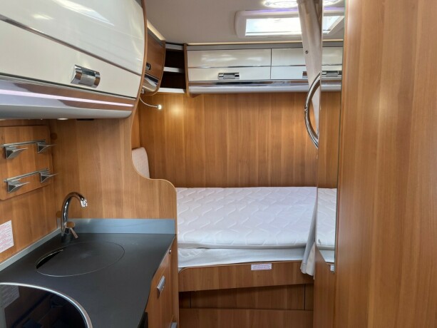 laika-ecovip-600-dobbelseng-bak-senkeseng-truma-6eh-b-f248rerkort-god-nyttelast-diesel-2016-big-59