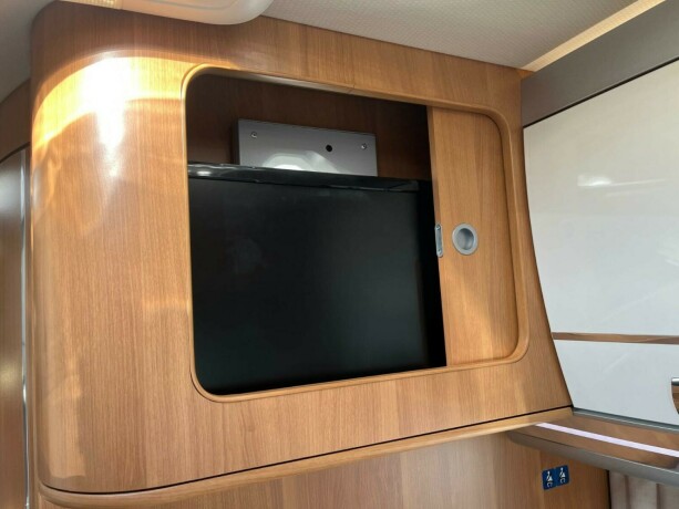 laika-ecovip-600-dobbelseng-bak-senkeseng-truma-6eh-b-f248rerkort-god-nyttelast-diesel-2016-big-26