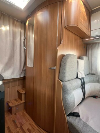 laika-ecovip-600-dobbelseng-bak-senkeseng-truma-6eh-b-f248rerkort-god-nyttelast-diesel-2016-big-43