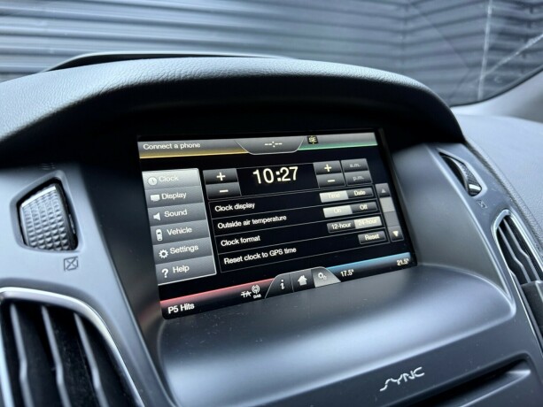 ford-focus-bensin-2016-big-21