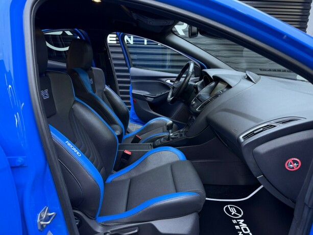 ford-focus-bensin-2016-big-28