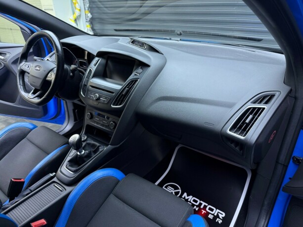 ford-focus-bensin-2016-big-13