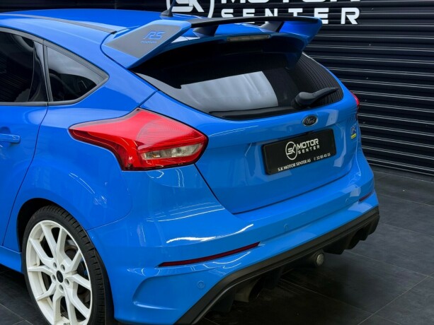 ford-focus-bensin-2016-big-8