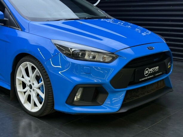 ford-focus-bensin-2016-big-2