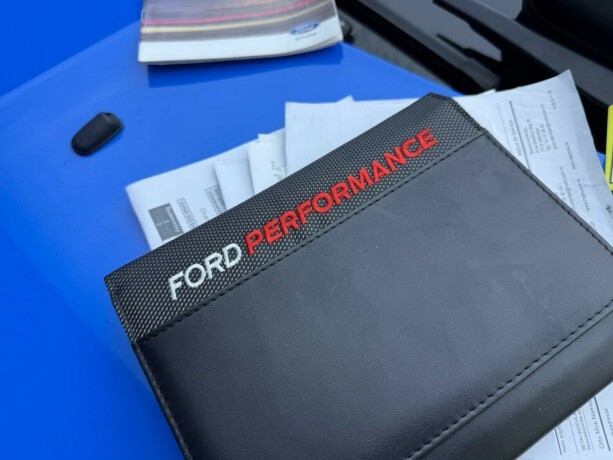 ford-focus-bensin-2016-big-35