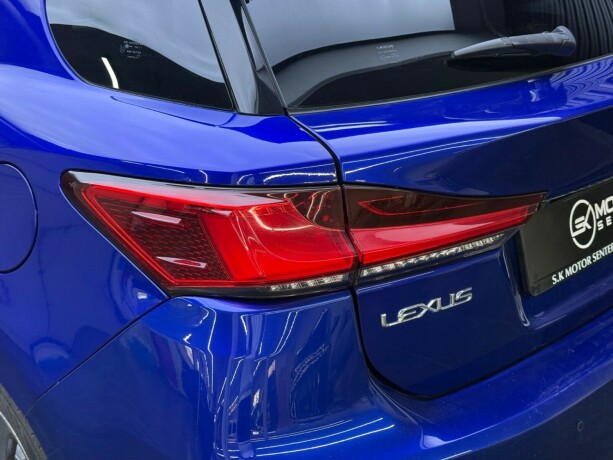 lexus-ct200h-elektrisitetbensin-2018-big-7