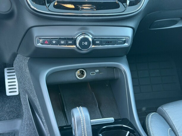 volvo-xc-40-elektrisitet-2021-big-9