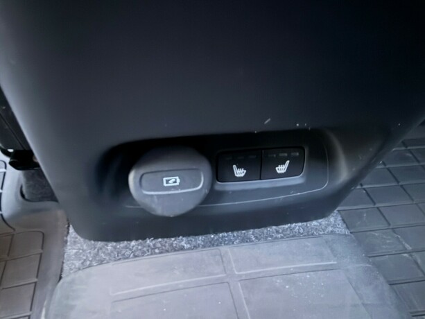 volvo-xc-40-elektrisitet-2021-big-17