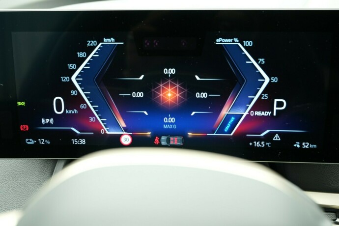 bmw-ix-elektrisitet-2023-big-57