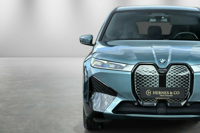 bmw-ix-elektrisitet-2023-big-1