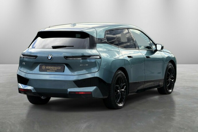 bmw-ix-elektrisitet-2023-big-7