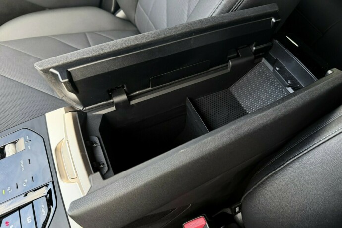 bmw-ix-elektrisitet-2023-big-18