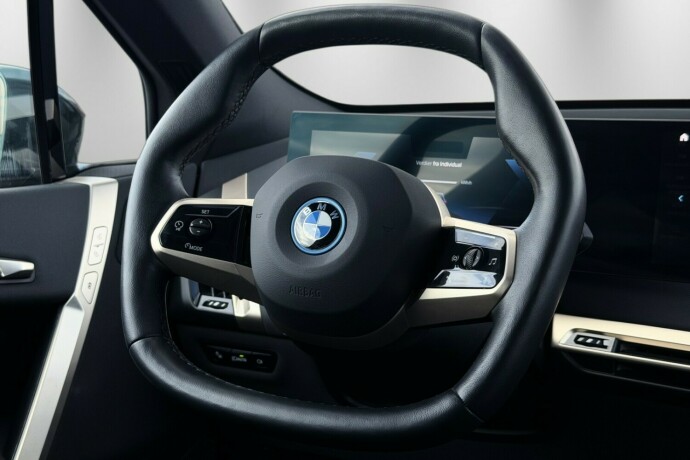 bmw-ix-elektrisitet-2023-big-12
