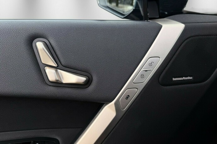 bmw-ix-elektrisitet-2023-big-29