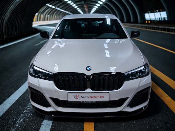 bmw-5-serie-elektrisitetbensin-2021-big-3