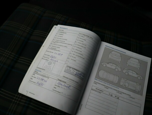 volkswagen-golf-elektrisitetbensin-2015-big-24