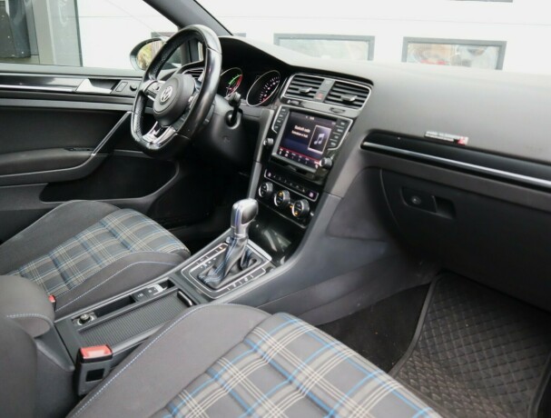 volkswagen-golf-elektrisitetbensin-2015-big-11