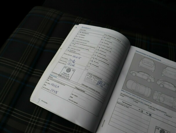 volkswagen-golf-elektrisitetbensin-2015-big-23