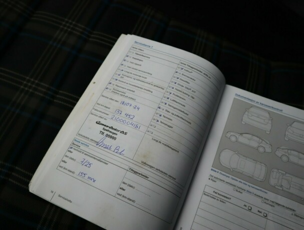 volkswagen-golf-elektrisitetbensin-2015-big-28