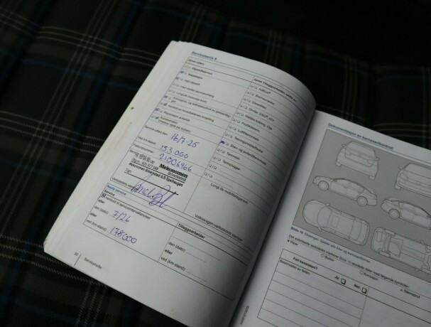 volkswagen-golf-elektrisitetbensin-2015-big-29