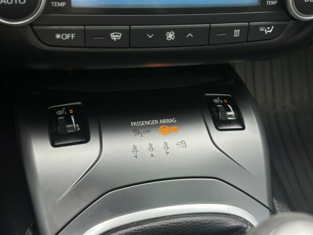 toyota-avensis-diesel-2015-big-17