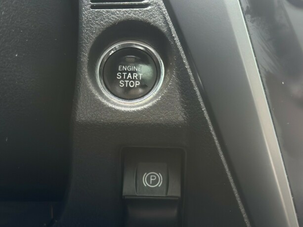 toyota-avensis-diesel-2015-big-29