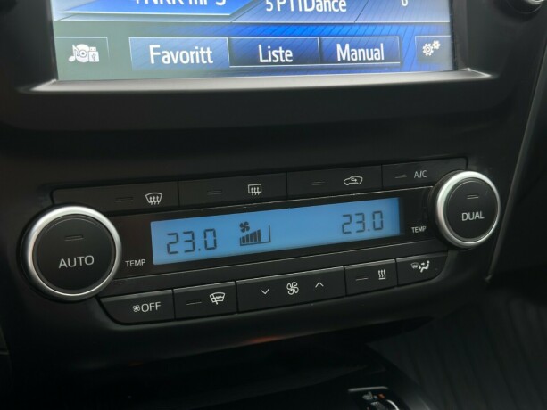 toyota-avensis-diesel-2015-big-18