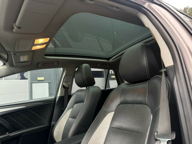 toyota-avensis-diesel-2015-big-9