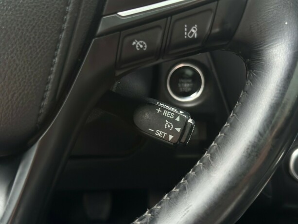 toyota-avensis-diesel-2015-big-25