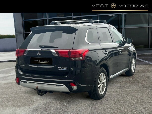 mitsubishi-outlander-elektrisitetbensin-2019-big-7