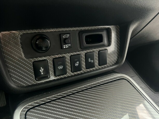 mitsubishi-outlander-elektrisitetbensin-2019-big-18