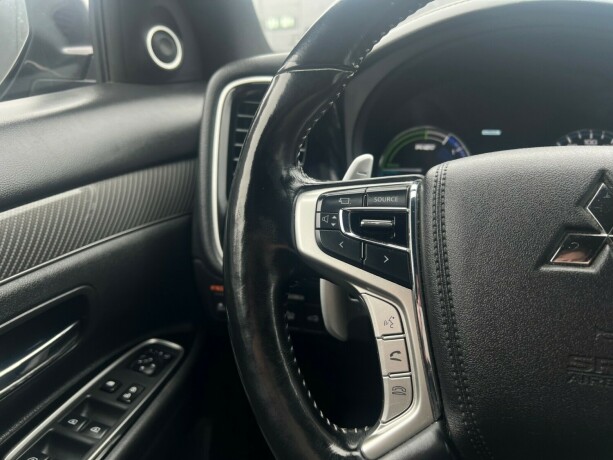 mitsubishi-outlander-elektrisitetbensin-2019-big-14