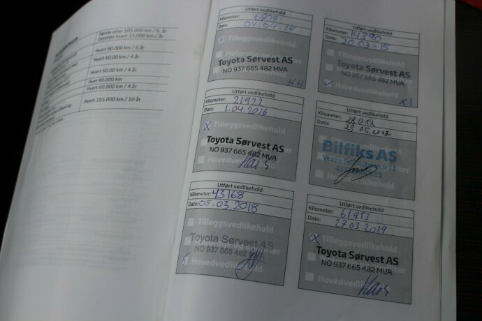 toyota-auris-bensin-2013-big-13