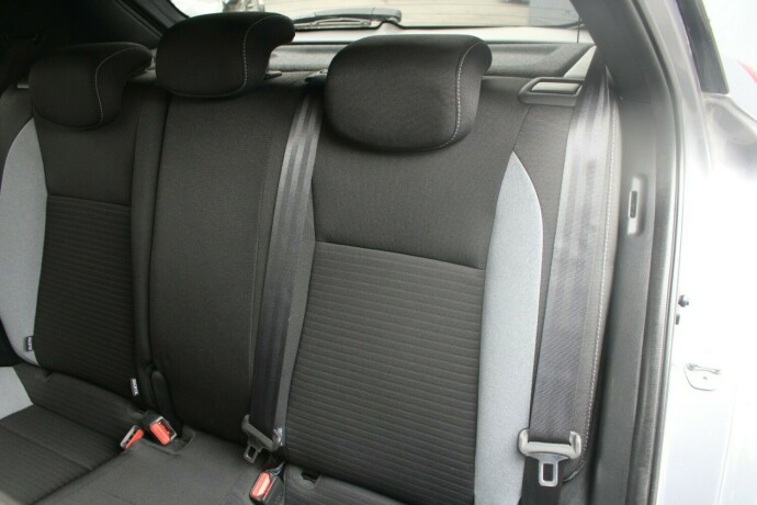 hyundai-i20-bensin-2018-big-5