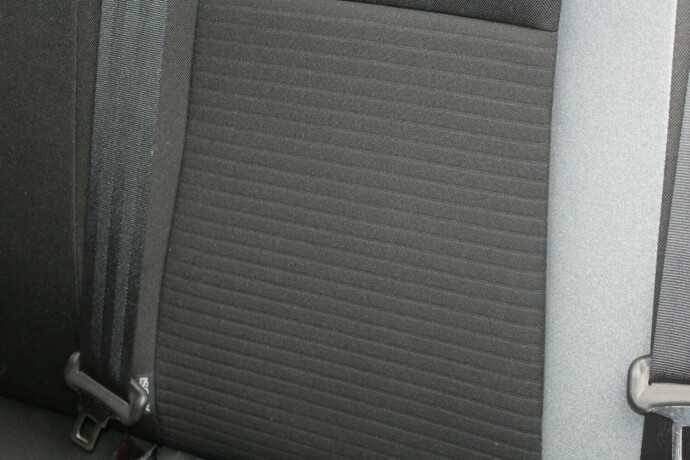 hyundai-i20-bensin-2018-big-6