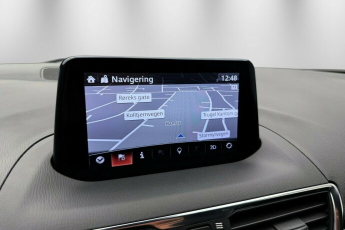 mazda-3-bensin-2019-big-30