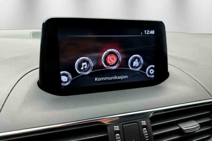 mazda-3-bensin-2019-big-29