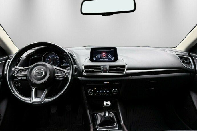 mazda-3-bensin-2019-big-11