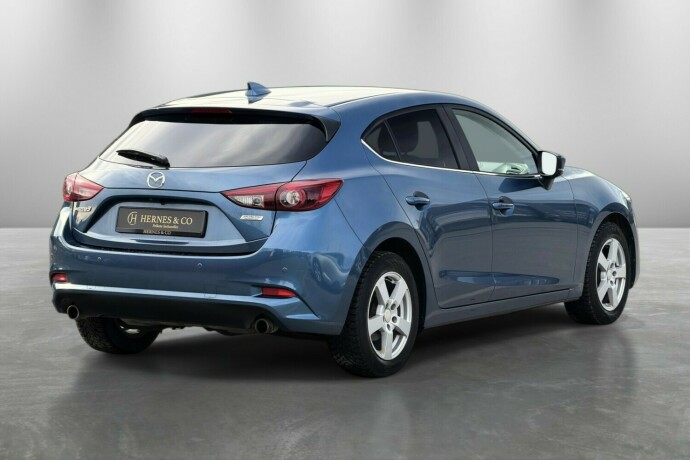 mazda-3-bensin-2019-big-5